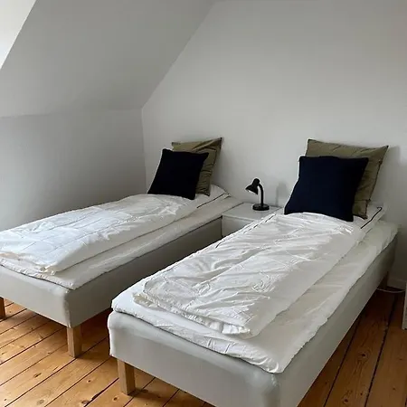 Two Bedroom In Aalborg, Danmarksgade 65 Apartment *