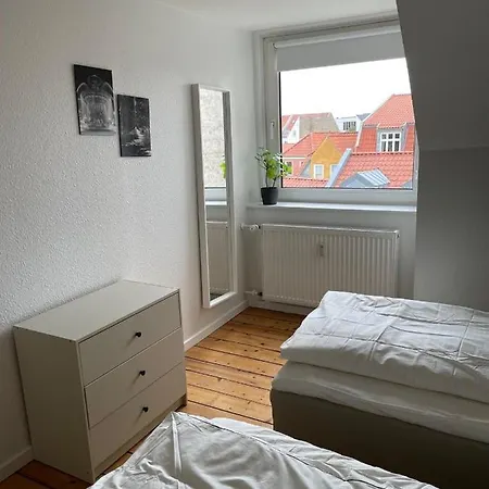 Two Bedroom In Aalborg, Danmarksgade 65 Apartment *